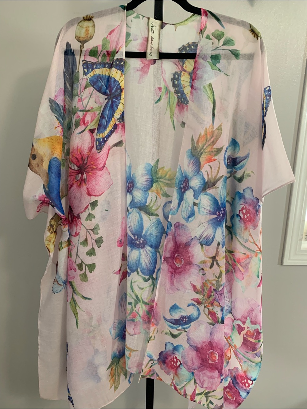 NWOT Aratta Silent Journey Floral and Butterfly  Kimono - Picture 4 of 16